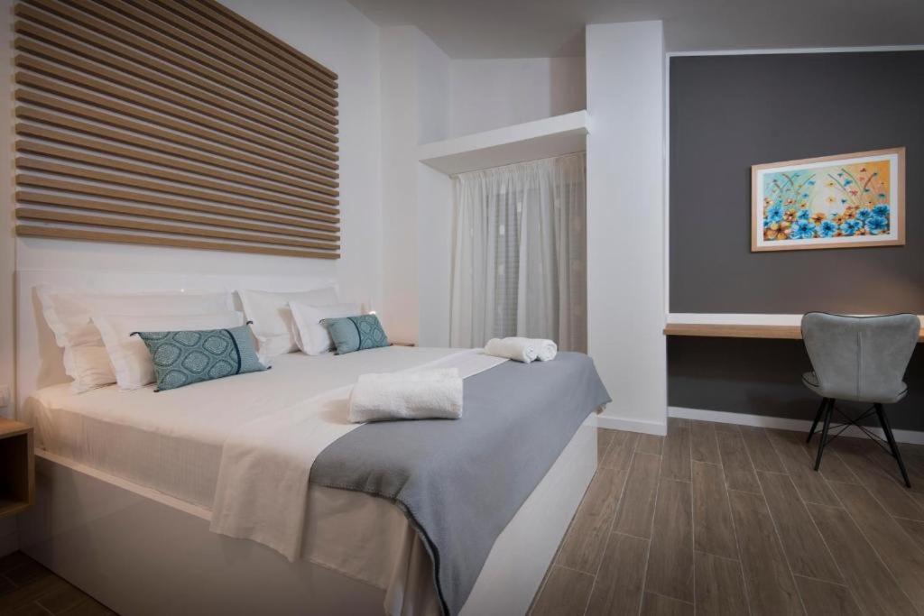 Villa J&J Apartments Residence With Swimming Pool Подстрана Екстериор снимка
